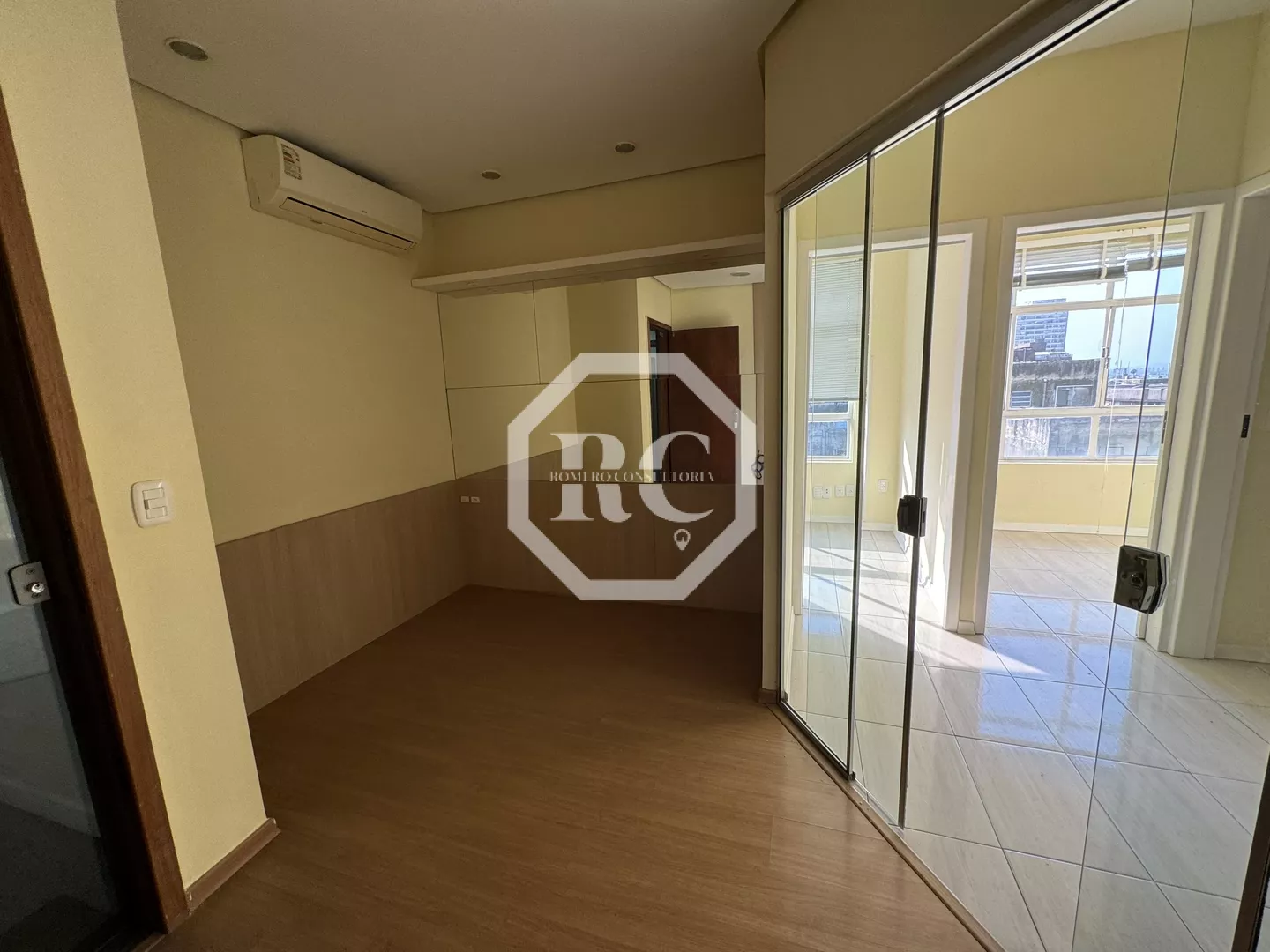 Alugar Sala Comercial / Conjunto